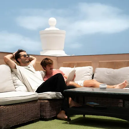 Coco Surfhouse - Coworking Coliving *