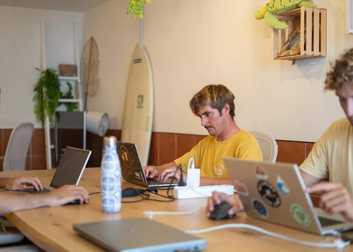 Coco Surfhouse - Coworking Coliving Guest house Corralejo