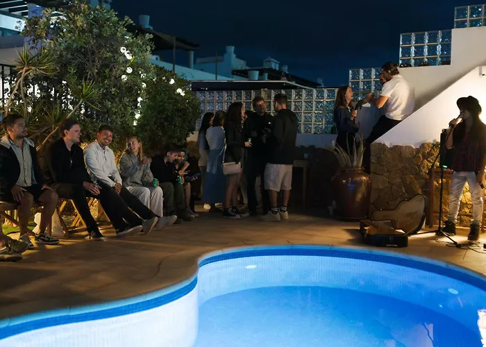 Affittacamere Coco Surfhouse - Coworking Coliving Corralejo