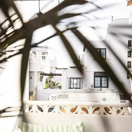 Coco Surfhouse - Coworking Coliving בית הארחה